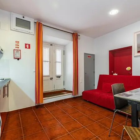 Madalena Cosy Flat In Baixa Chiado Apartment *