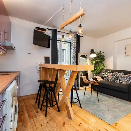 Madalena Cosy Flat In Baixa Chiado Apartamento