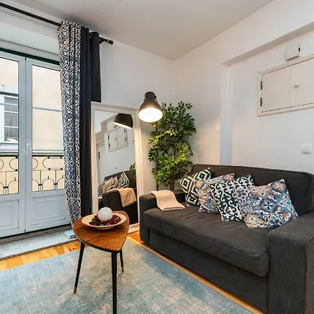 Madalena Cosy Flat In Baixa Chiado Apartamento