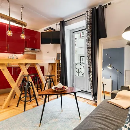 Madalena Cosy Flat In Baixa Chiado