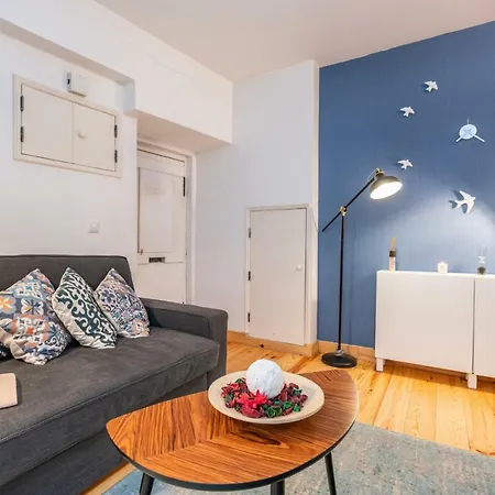 Madalena Cosy Flat In Baixa Chiado Lisbon