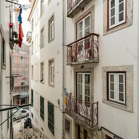 Madalena Cosy Flat In Baixa Chiado Apartment Lisbon
