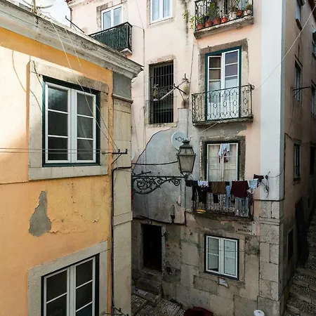 Madalena Cosy Flat In Baixa Chiado * Lisboa