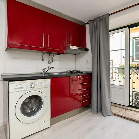 Madalena Cosy Flat In Baixa Chiado